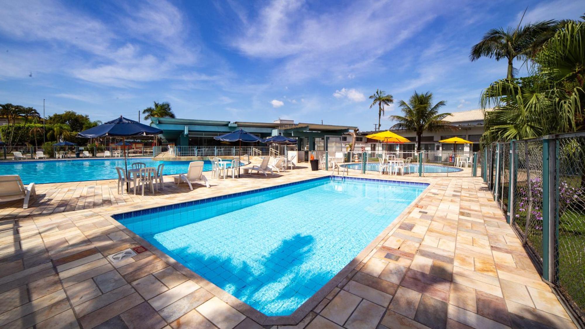 Rota Do Sol Apart Hotel Guaratuba Bagian luar foto